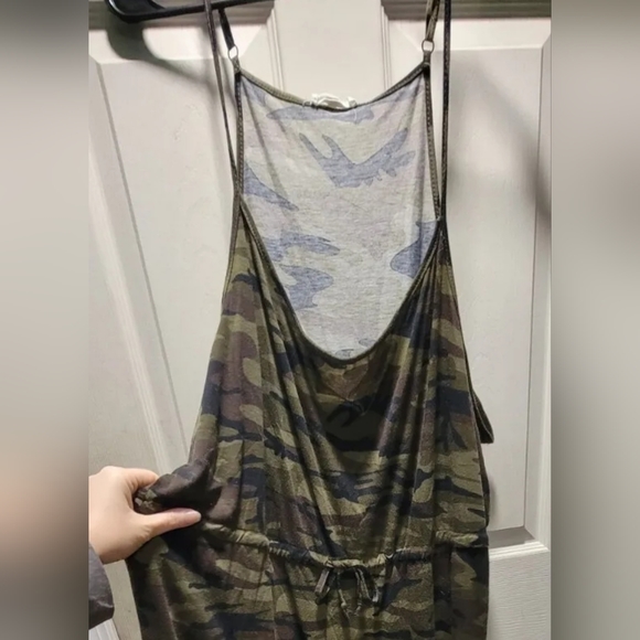 Camo Romper - Loralette By Avenue - Picture 3 of 4
